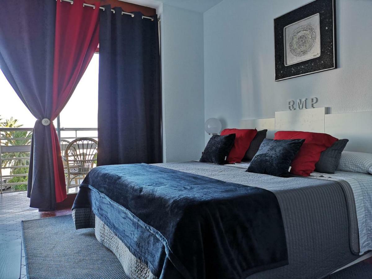 Torre De La Roca Industrial69 Apartment Torremolinos Ngoại thất bức ảnh