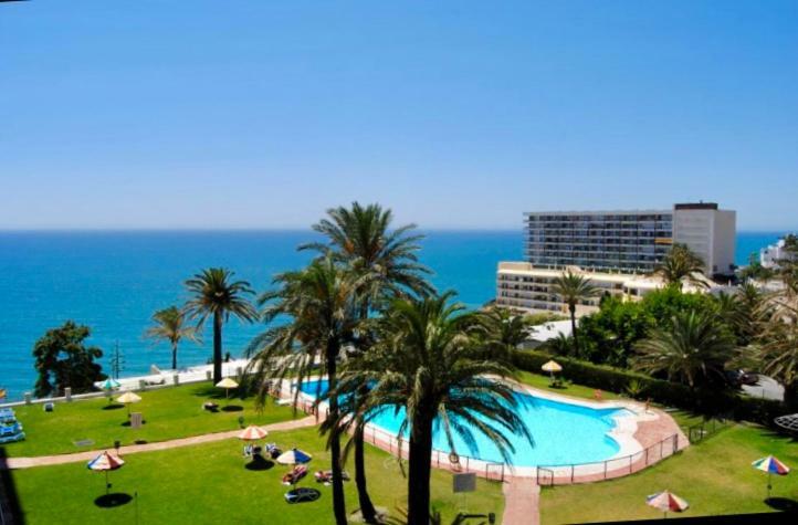 Torre De La Roca Industrial69 Apartment Torremolinos Ngoại thất bức ảnh